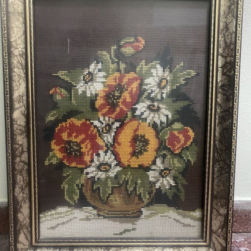 Embroidery framed artwork used
