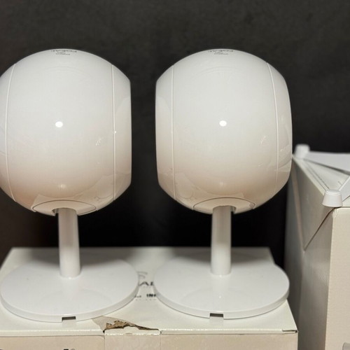 Focal Bird Compact speakers used, white