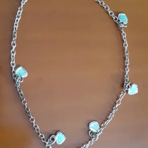 Anklet like new with blue hearts silver color