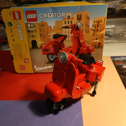 Lego Vespa 40517 Creator retired set like new