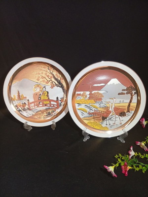 The Art of Chokin Decorative Plates Set of 2, like new