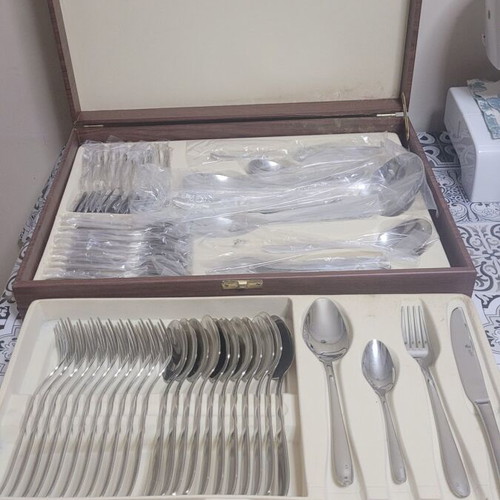 Zoulovits Cutlery Set New