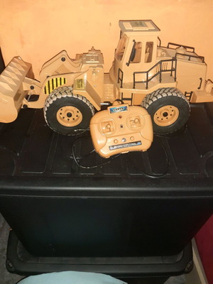 Bulldozer new with remote control