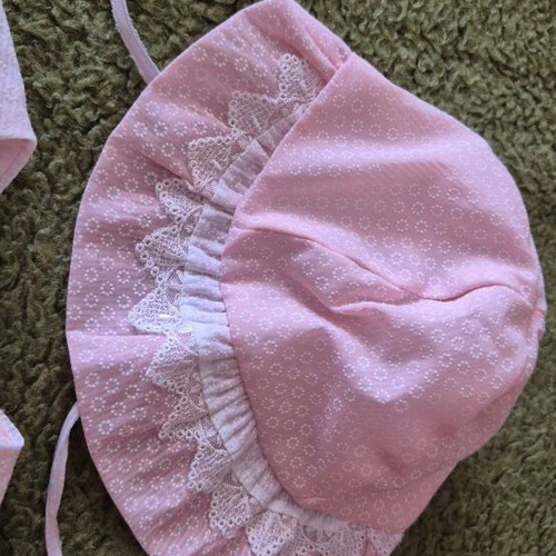 Vintage pink dress for 1.5-2 years with matching hat like new
