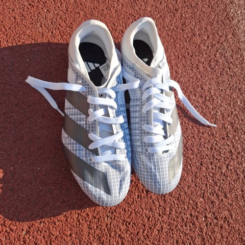 Adidas spikes athletic shoes like new, size 40 2/3
