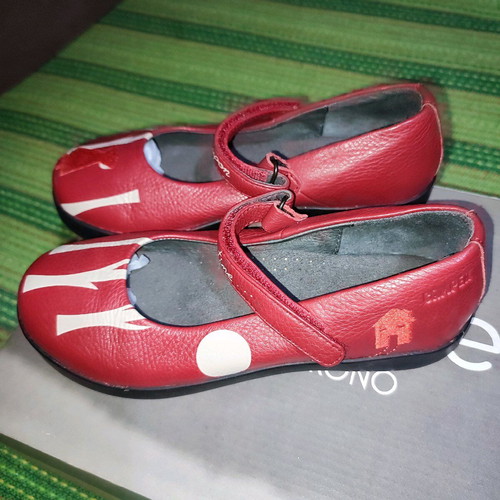 Camber Twins leather girls' shoes size 31 like new, white and red ballerinas