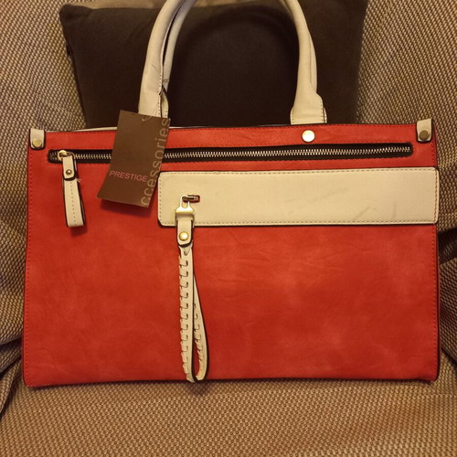 Prestige women's handbag new, light red