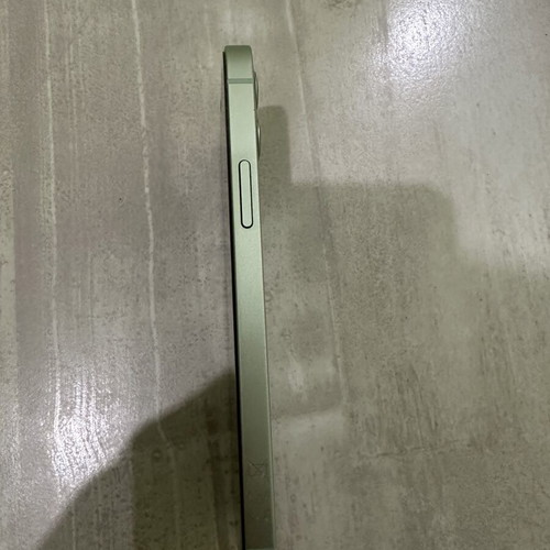 iPhone 12 green 64GB used with accessories