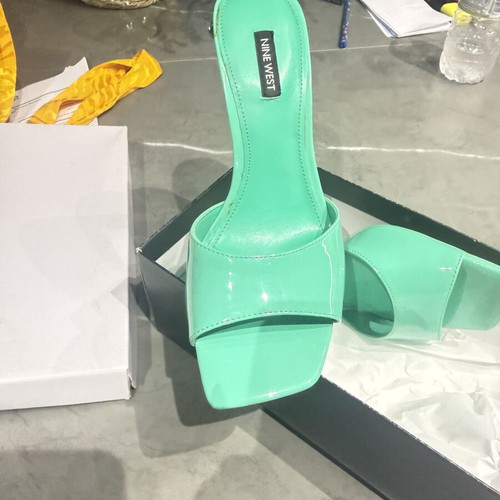 Nine West mules size 41 like new, green