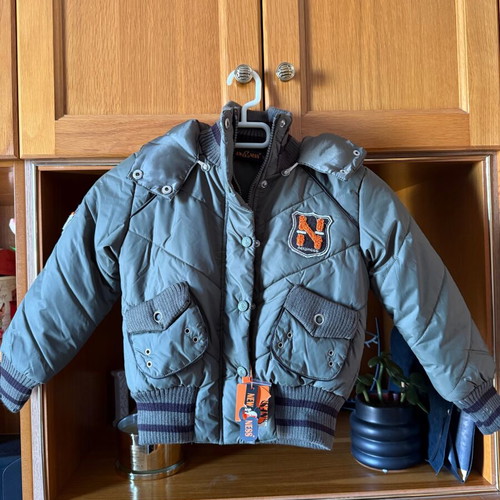 Children's khaki jacket new with detachable hood