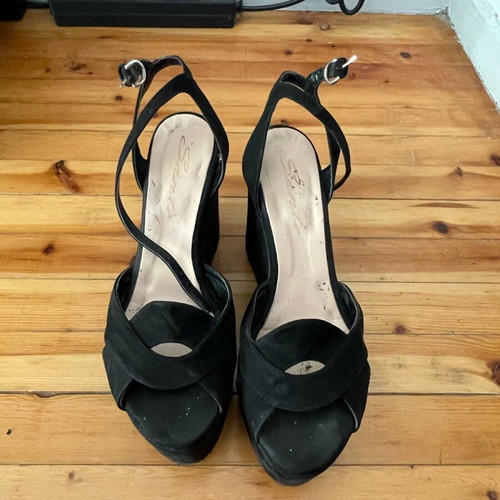 Sante platforms like new, size 40
