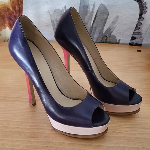 Tsakiris Mallas tricolor peep toe shoes size 40 like new
