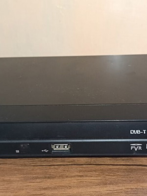 Go 4 Tech D-1010 digital decoder used with remote control