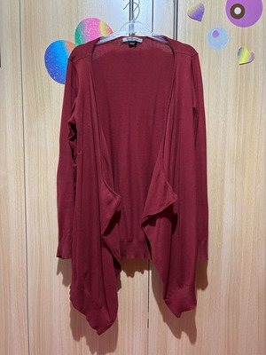 Attrattivo cardigan like new without buttons
