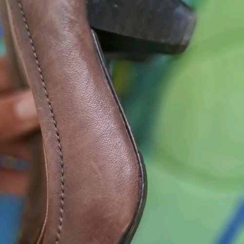 Brown pumps size 36 like new