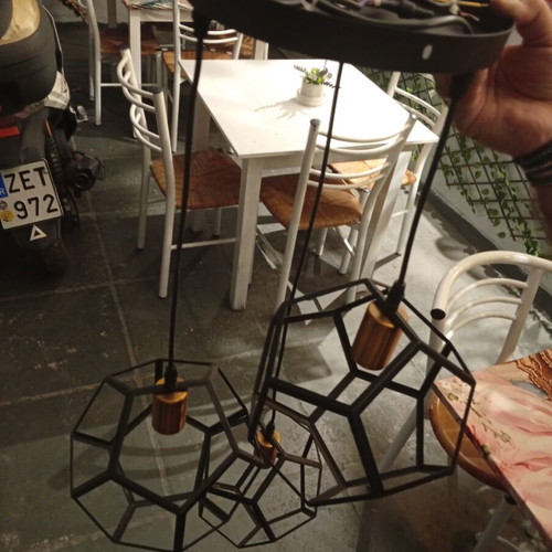 Metal three-light ceiling lamp, adjustable length
