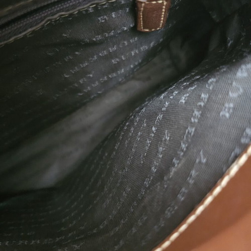 Burberry shoulder bag like new with Nova Check pattern and leather details