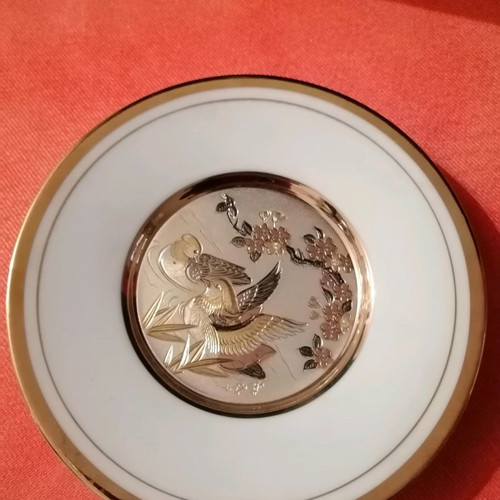 Chokin decorative plate with 24k gold relief, Japanese nature motifs