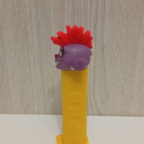 PEZ Trolls Candy Dispenser Queen Barb