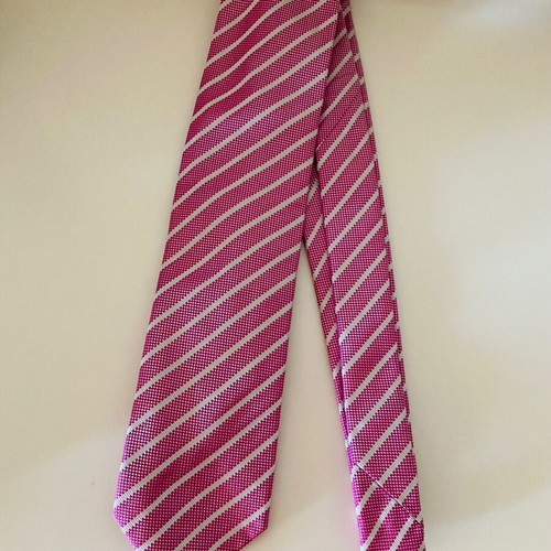 The Bostonians Silk Tie new, gray and pink