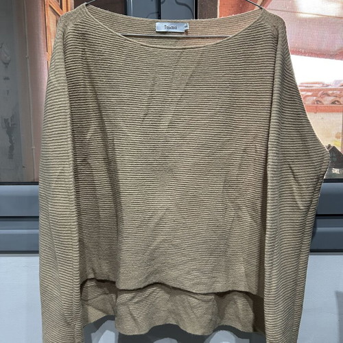 Toi&Moi beige pullover like new