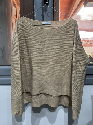 Toi&Moi beige pullover like new