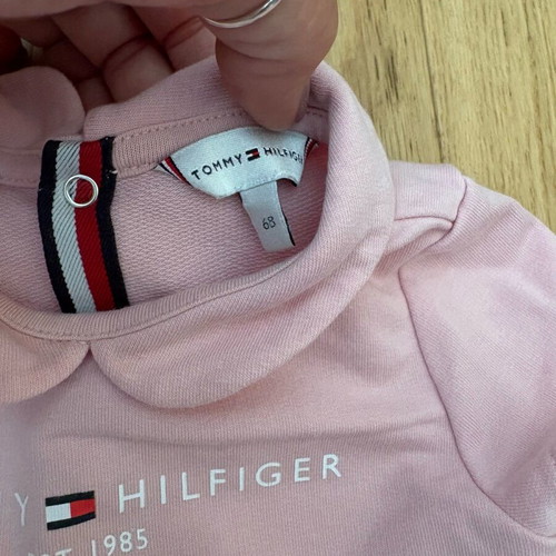 Tommy Hilfiger dress like new, with polo collar, size 6 months
