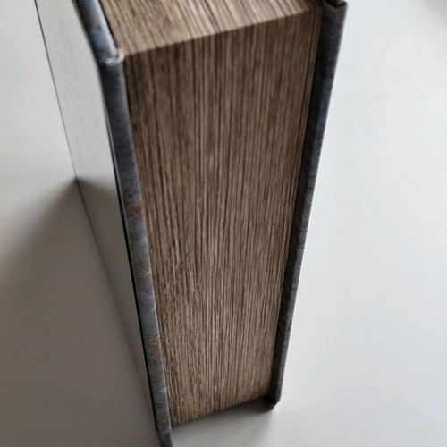 Decorative book box with mirror like new, Inart