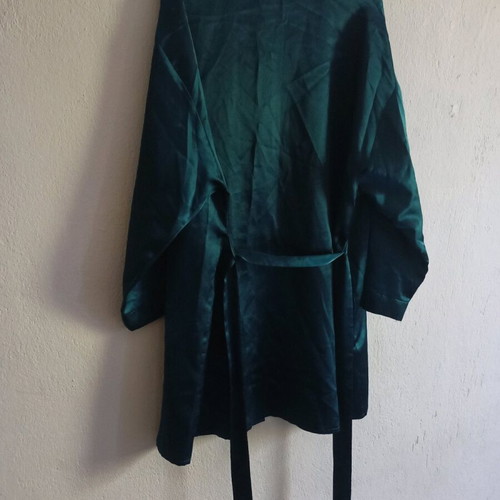 Satin robe like new, turquoise, polyester