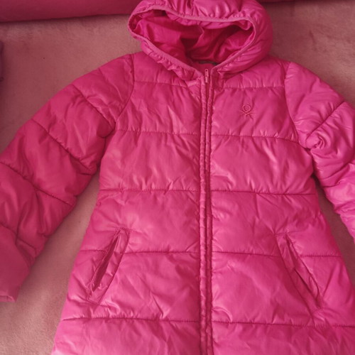 Benetton fuchsia jacket like new for 7-8 years old
