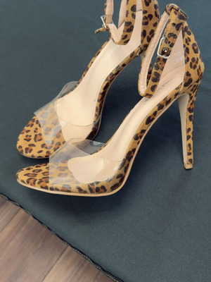 Ideal Shoes γόβες μέγεθος 40 καινούργιες