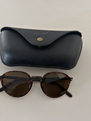 Persol Polarized Sunglasses Like New, Brown