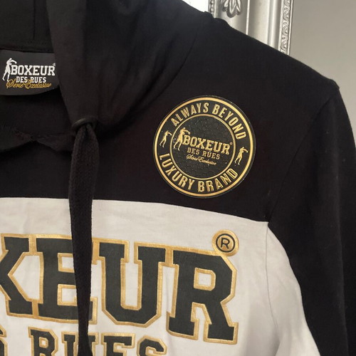 Boxeur des Rues hoodie t-shirt, black white gold, medium