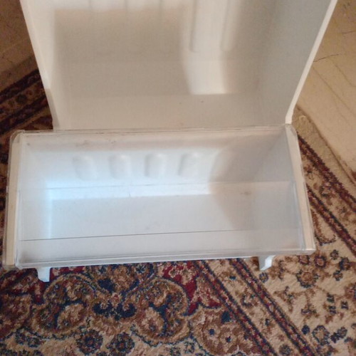 Indesit fridge drawers used