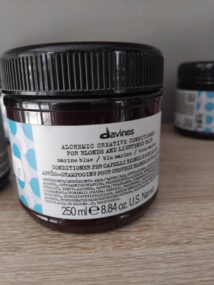 Davines Alchemic Creative Conditioner Marine Blue
