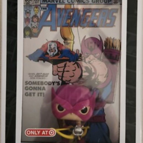 Funko Pop Hawkeye like new, box damaged