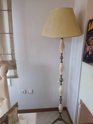 Floor lamp used