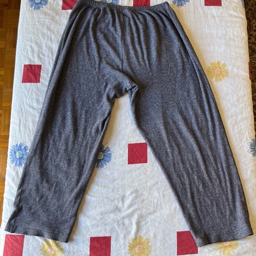 Men's pajama pants set like new, checkered and grey melange