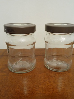 Glass jars with lids like new, set of 2