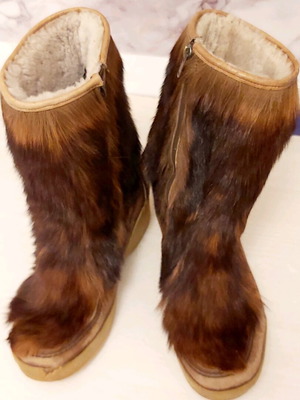 Fur boots used, brown, size 38, for snow