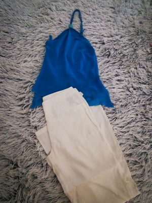 Sarah Lawrence white linen pants with blue halter top gift like new