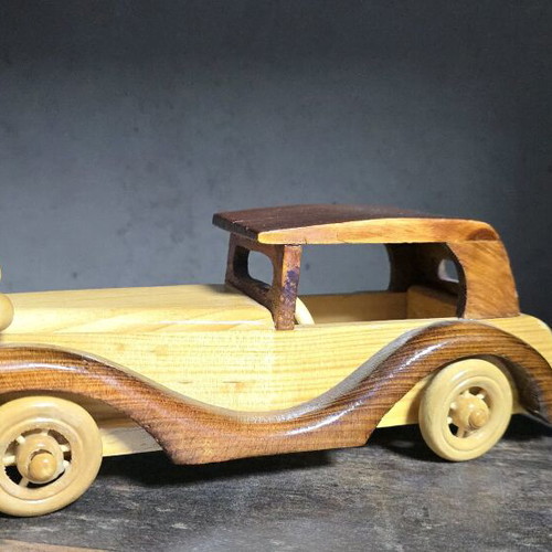 Collector wooden car like new
