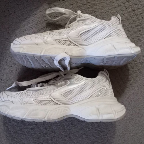 Sneakers women's size 36 like new, white and silver