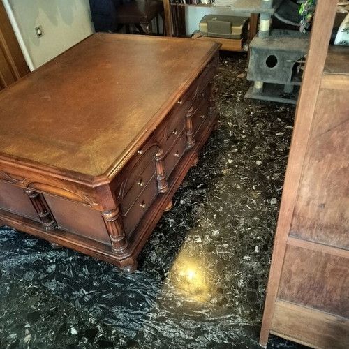Neoclassical coffee table used with 18 drawers and 6 writing shelves