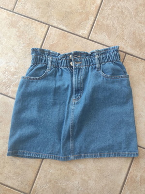 Denim skirt new, size M 38 10