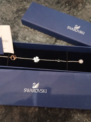Swarovski bracelet, new with guarantee and gift box