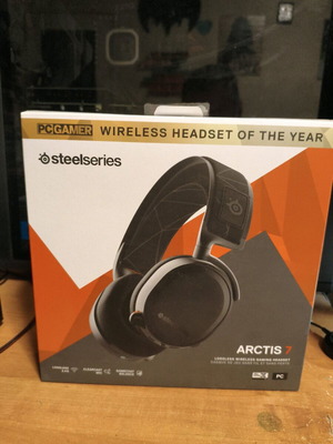 Steelseries Arctis 7 Wireless Gaming Headset new