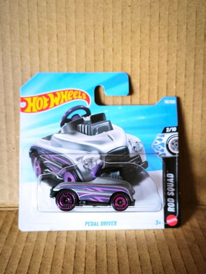 Hot Wheels Pedal Driver Rod Squad new 1:64 scale
