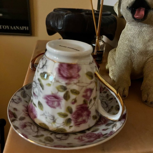 Porcelain tea/coffee cup hand-painted like new
