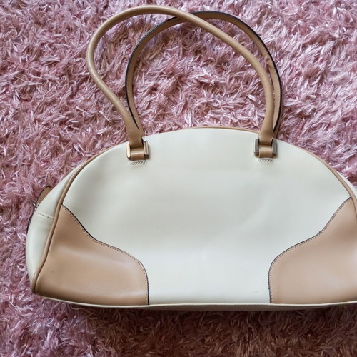 Women's beige-tan handbag like new made of leatherette